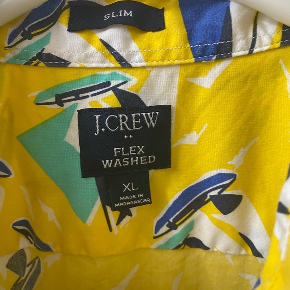 J Crew Mens SS XL slim button down shirt. Yellow with sailboats - Picture 2 of 4